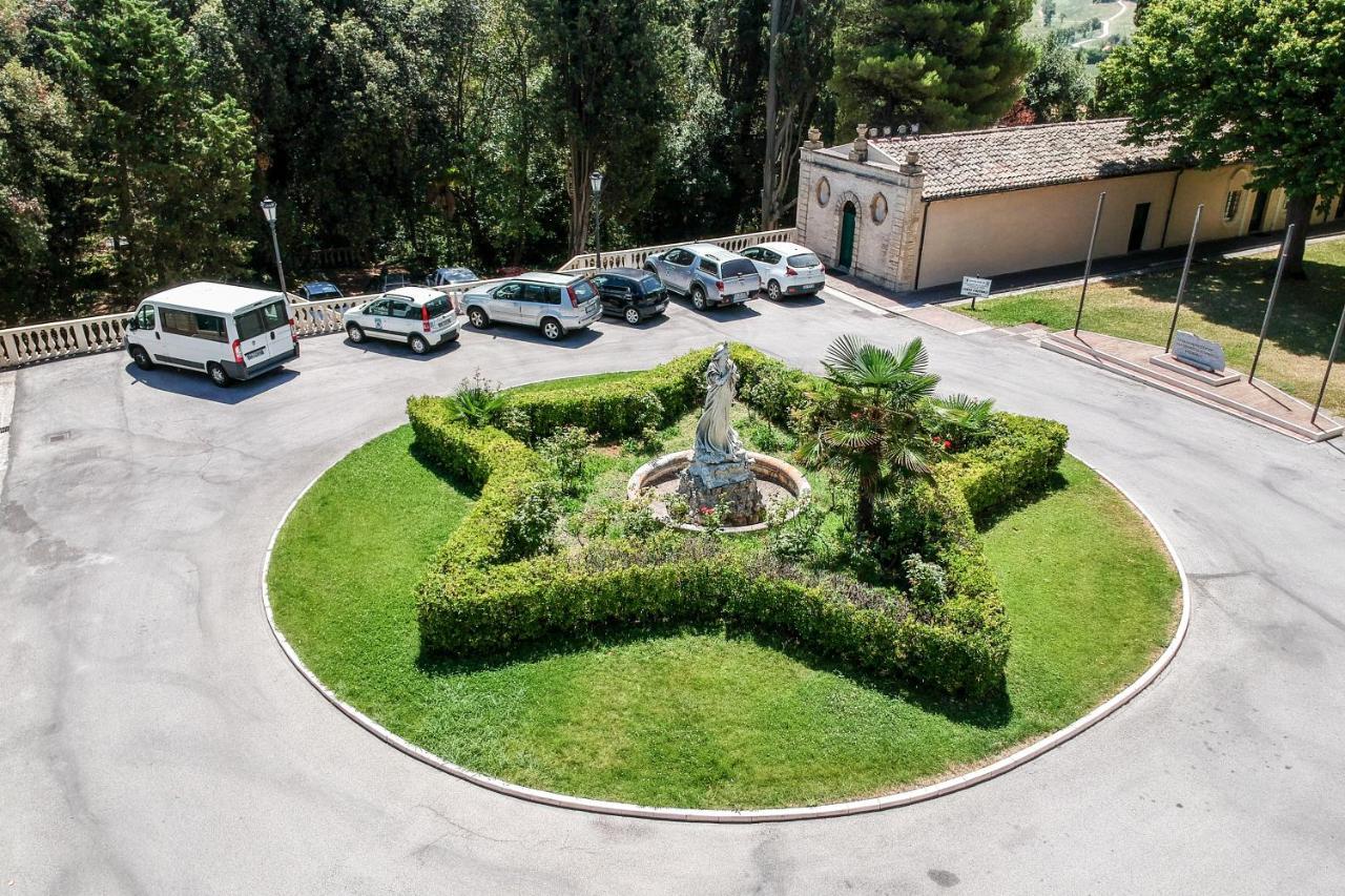 Hotel Domus Stella Maris - Casa Per Ferie Ancona Exteriér fotografie