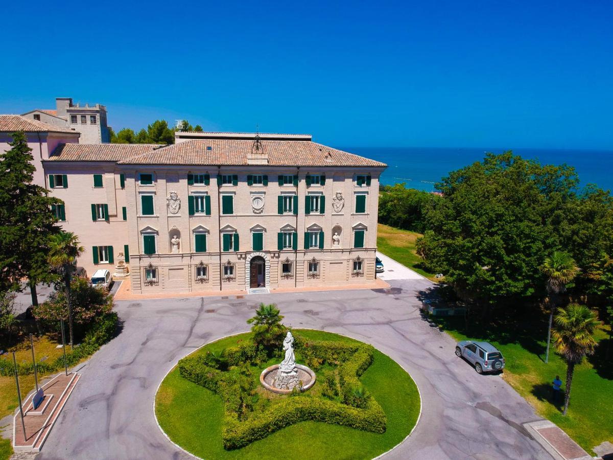 Hotel Domus Stella Maris - Casa Per Ferie Ancona Exteriér fotografie