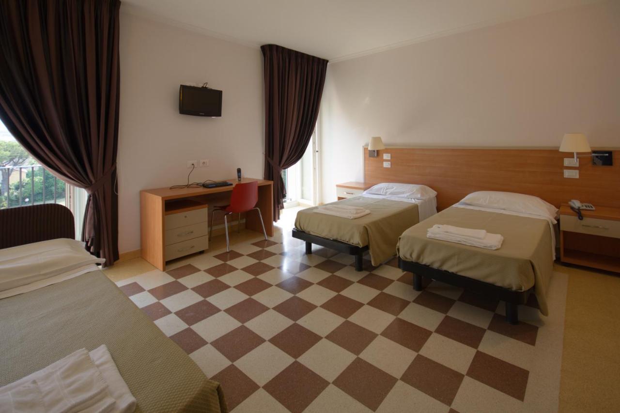 Hotel Domus Stella Maris - Casa Per Ferie Ancona Exteriér fotografie