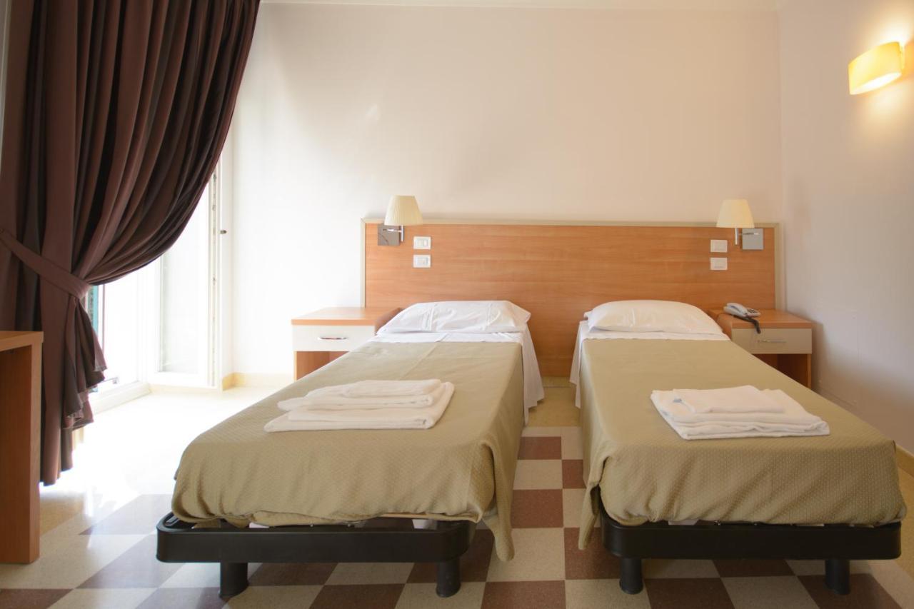 Hotel Domus Stella Maris - Casa Per Ferie Ancona Exteriér fotografie