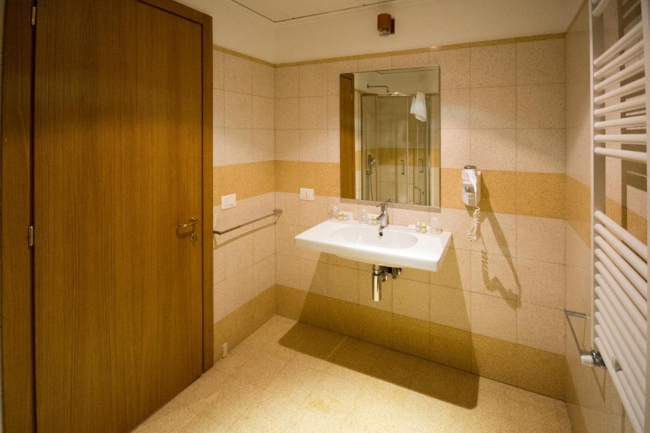 Hotel Domus Stella Maris - Casa Per Ferie Ancona Exteriér fotografie