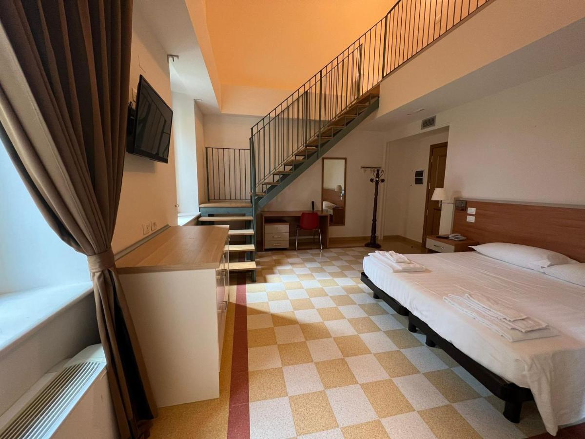 Hotel Domus Stella Maris - Casa Per Ferie Ancona Exteriér fotografie