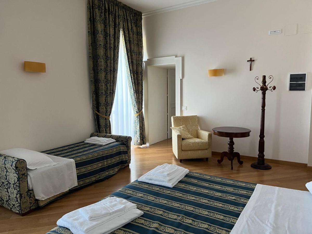 Hotel Domus Stella Maris - Casa Per Ferie Ancona Exteriér fotografie
