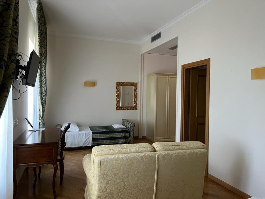 Hotel Domus Stella Maris - Casa Per Ferie Ancona Exteriér fotografie